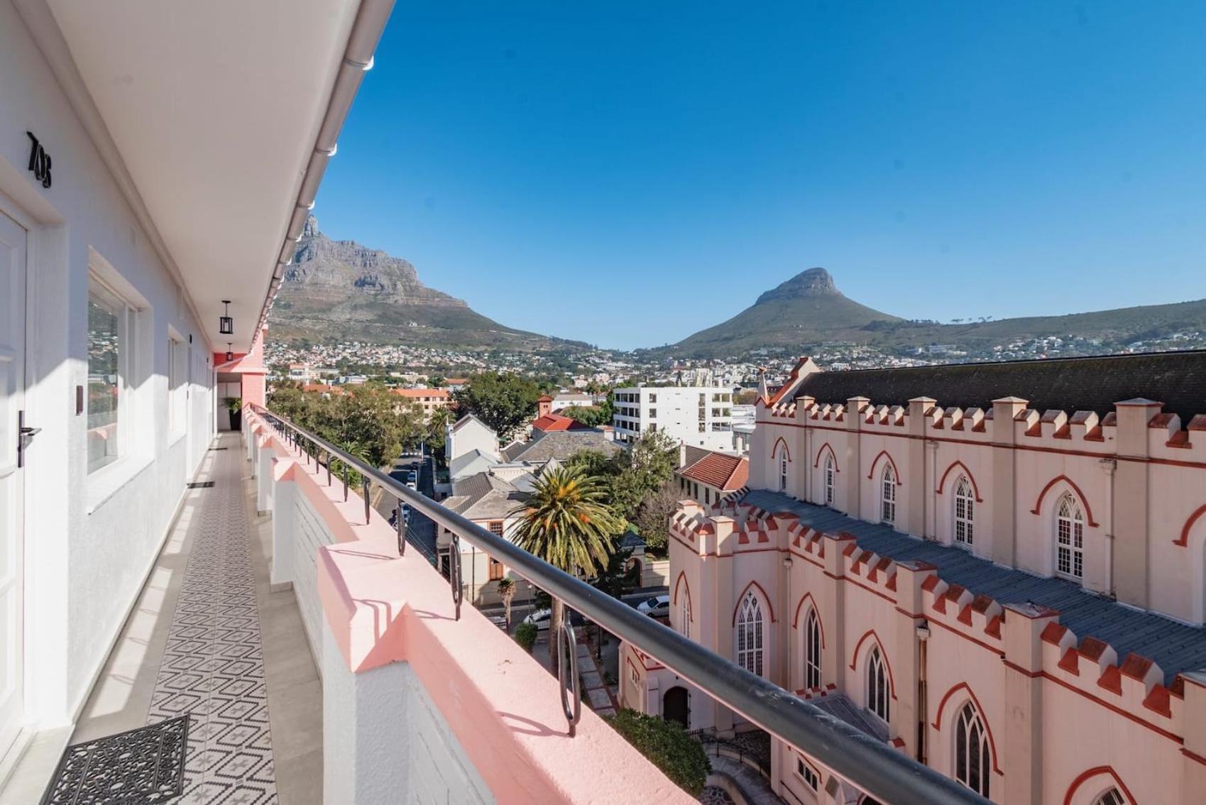 Flamingo On Hope Apartment Cape Town